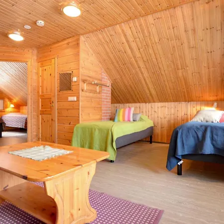 Villa Tahkon Riihiranta - 4 Bedroom By The - Tasokas Tilava Rantamoekki Tahkovuori