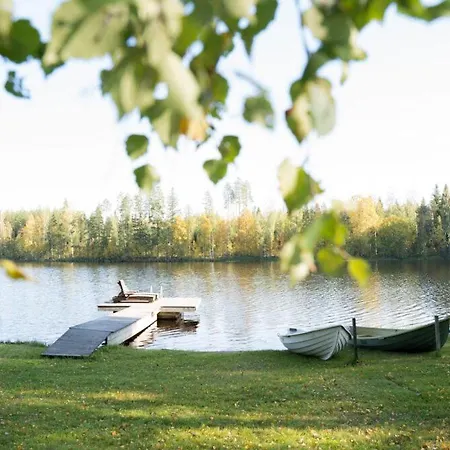 ヴィラ Tahkon Riihiranta - 4 Bedroom By The - Tasokas Tilava Rantamoekki *