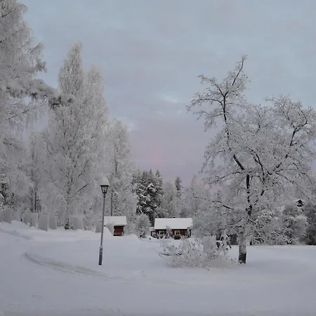 Tahkon Riihiranta - 4 Bedroom By The - Tasokas Tilava Rantamoekki ターコブオリ