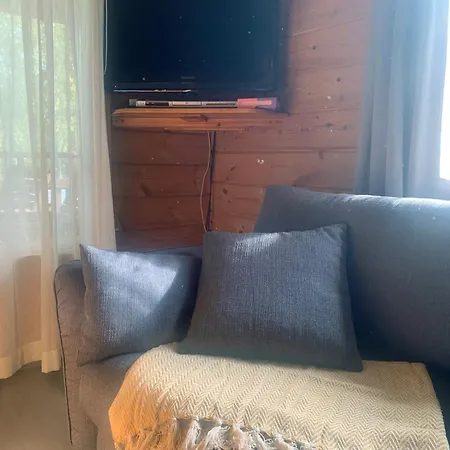 Tahkon Riihiranta - 4 Bedroom By The - Tasokas Tilava Rantamoekki