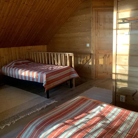 Tahkon Riihiranta - 4 Bedroom By The - Tasokas Tilava Rantamoekki *