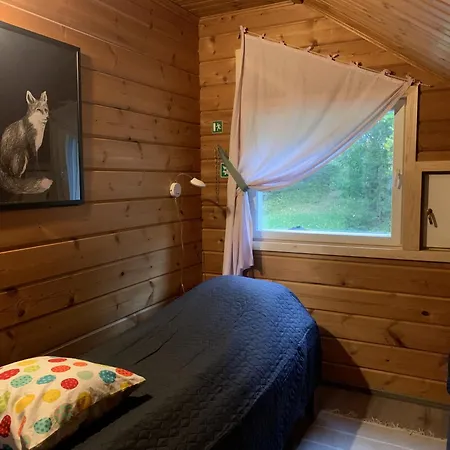 Tahkon Riihiranta - 4 Bedroom By The - Tasokas Tilava Rantamoekki ヴィラ ターコブオリ