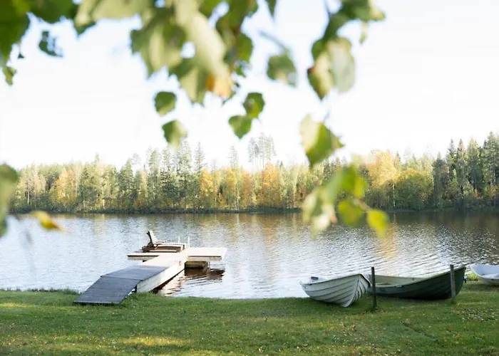 别墅 Tahkon Riihiranta - 4 Bedroom By The - Tasokas Tilava Rantamoekki *