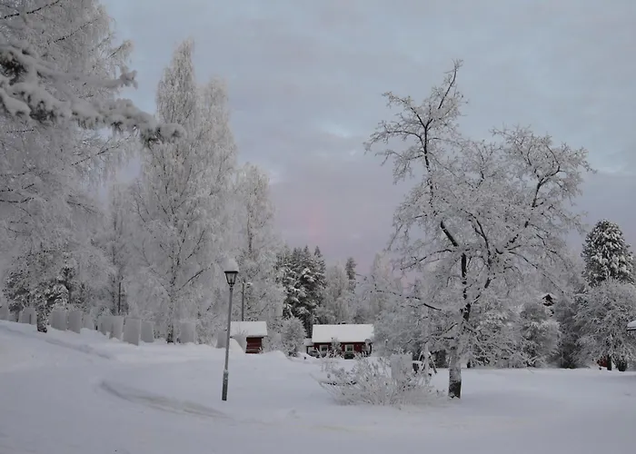 Tahkon Riihiranta - 4 Bedroom By The - Tasokas Tilava Rantamoekki 塔库沃里