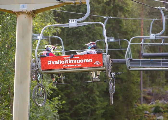 别墅 Tahkon Riihiranta - 4 Bedroom By The - Tasokas Tilava Rantamoekki *