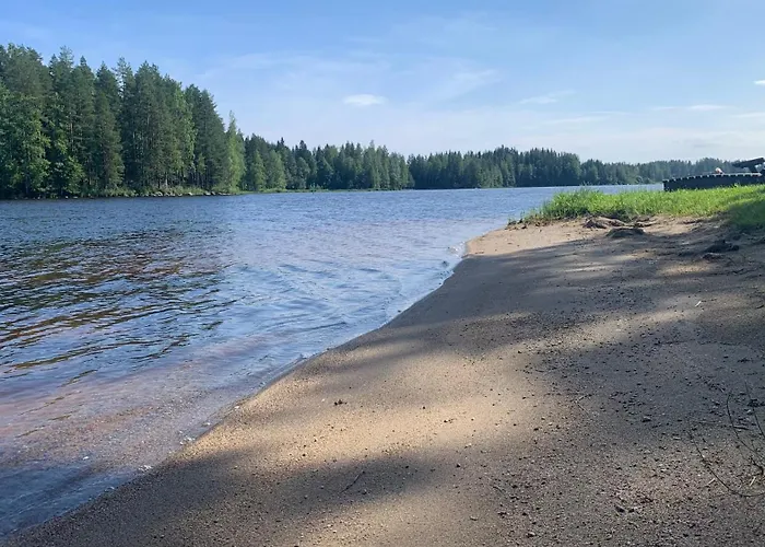 别墅 Tahkon Riihiranta - 4 Bedroom By The - Tasokas Tilava Rantamoekki *