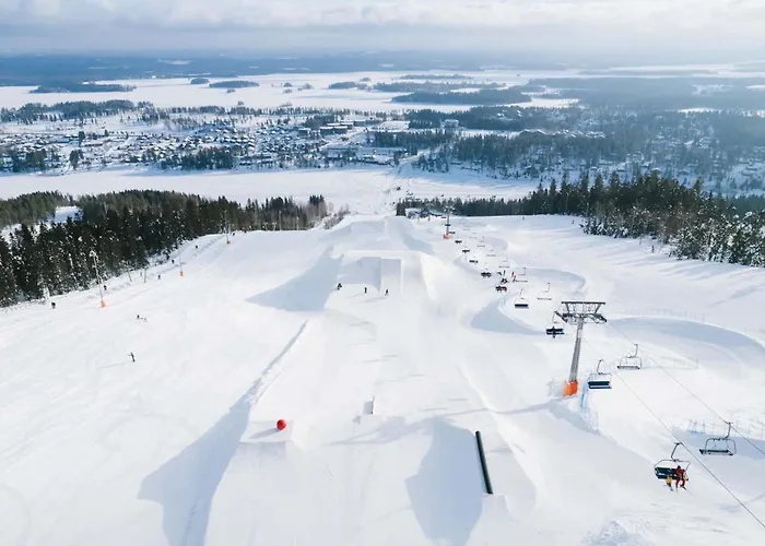 Tahkon Riihiranta - 4 Bedroom By The - Tasokas Tilava Rantamoekki *