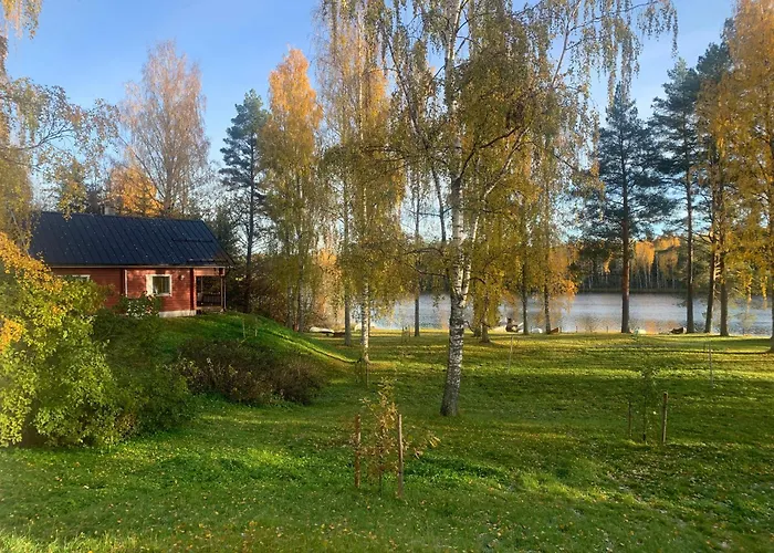 Tahkon Riihiranta - 4 Bedroom By The - Tasokas Tilava Rantamoekki 别墅