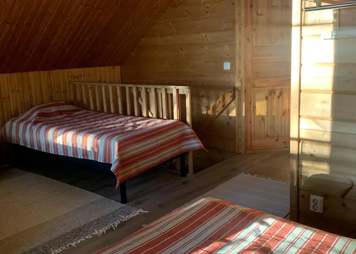 Tahkon Riihiranta - 4 Bedroom By The - Tasokas Tilava Rantamoekki *